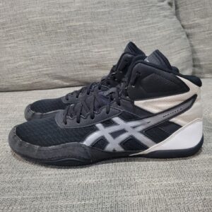 ASICS Matflex 6 WRESTLING Shoes Womens Size 10 Black Silver & White 1081A021-001