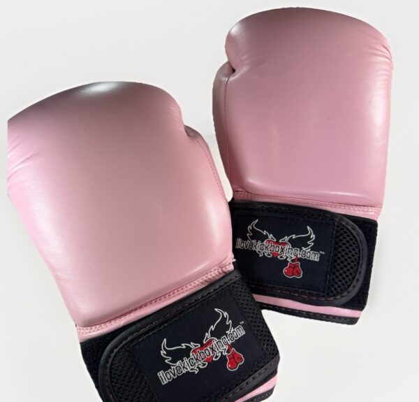 Century Boxing Gloves I Love Kickboxing Pink Sparring Kickboxing Size M