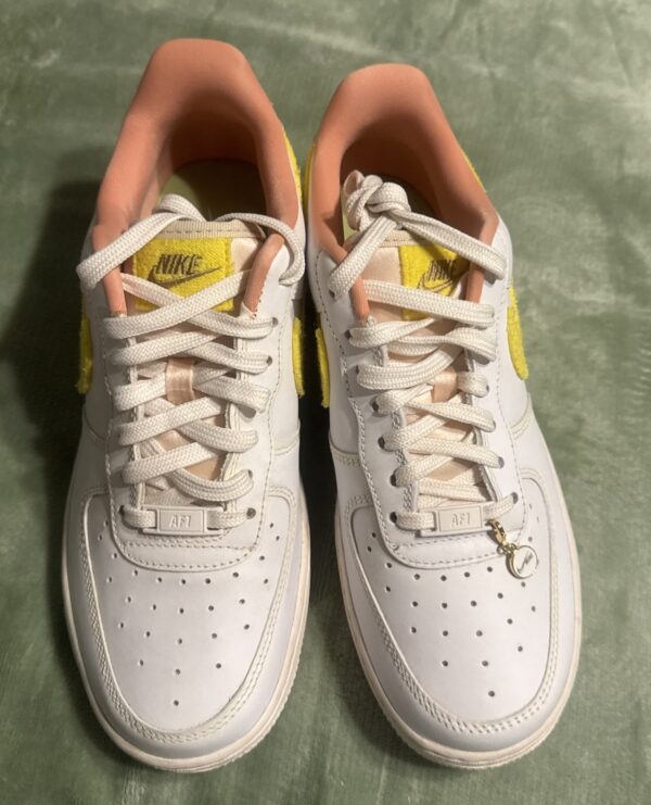 Nike Air Force 1 Mama Women's White Yellow Peach Pink Pendant DV2183 100.