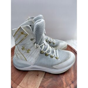 Under Armour Womens White Gold High Top Voleyball Shoes Size 8 VCDG1