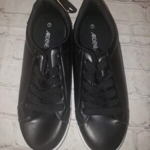 NWT ARDENE Mat+ Black Sneaker Shoes Women's Size 7