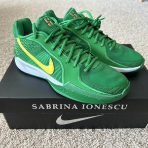 Nike Sabrina 2 Oregon Womens Basketball Shoes Size 8
