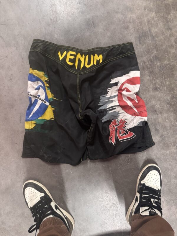 Venum MMA Fight Trucks Board Shorts 38 XL Brazil Japan Flag Bjj Boxing Wrestling