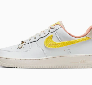 Sz 9 - Women's Nike Air Force 1 '07 LX 'Mama' DV2183-100