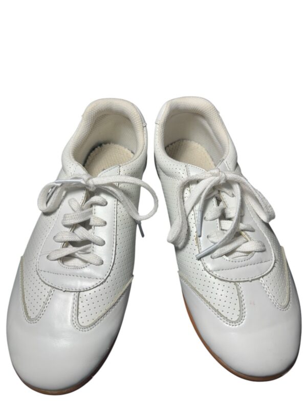 Jinwu Women’s Martial Arts White Leather Shoes Kung Fu Tai Chi Size 41 (US 10.5)
