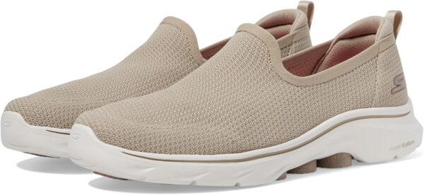 Skechers Womens Go Walk 7 - Ivy Casual Slip on Walking Sneaker
