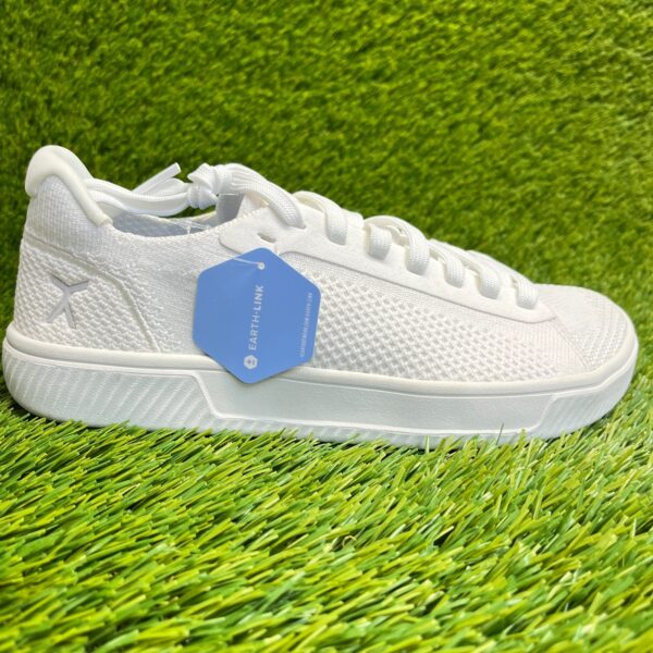 Flux Footwear Adapt Trainer White Womens Size 8 Athletic Knit Shoes Sneakers