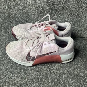 Nike Metcon 8 Womens US 8.5 Pink Foam Cross Training Running Shoes Ladies