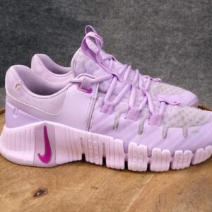 Nike Free Metcon 5  Womens Size 9 Lilac Vivid Purple Training Shoes DV3950-502