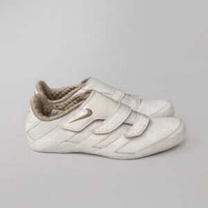 Vintage Nike Velcr boxing sneakers women size 36.5 ( 23 cm )