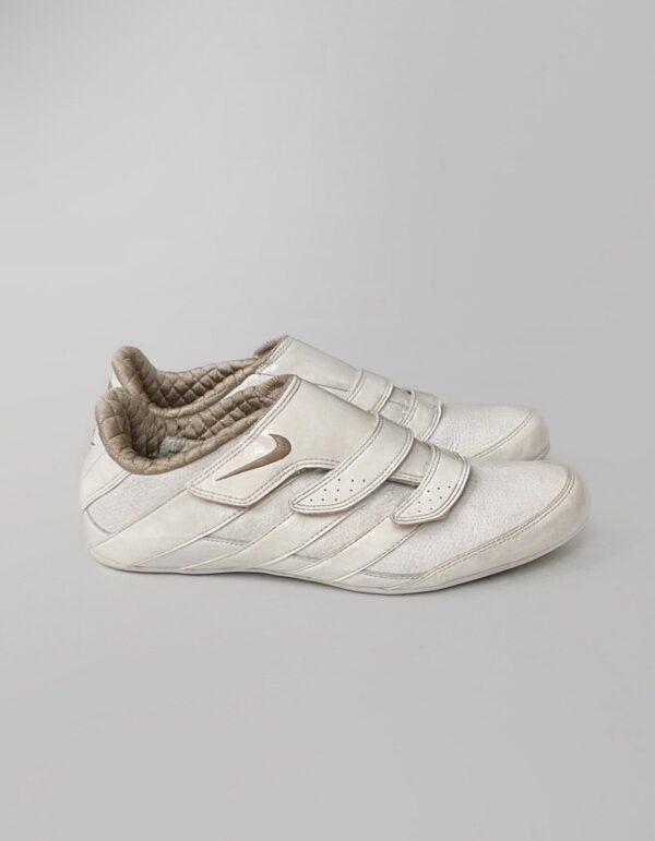 Vintage Nike Velcr boxing sneakers women size 36.5 ( 23 cm )