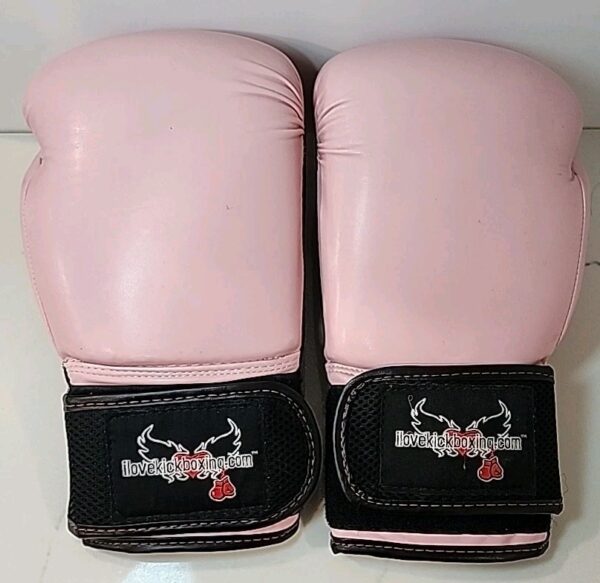 Century Love Kickboxing Boxing Sparring Gloves 8 oz Small Pink