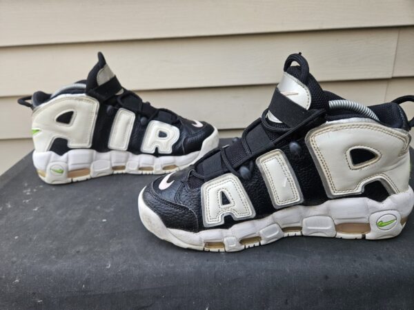 Size 8.5 Nike Air More Uptempo Black Shoes DN8008-001 Womens