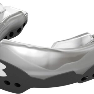 Under Armour Gameday Elite Mouth Guard for Football, Lacrosse, Basketball, Hockey, Boxing etc. Sports Mouthguard. Includes Detachable Helmet Strap. Protectar Bucal