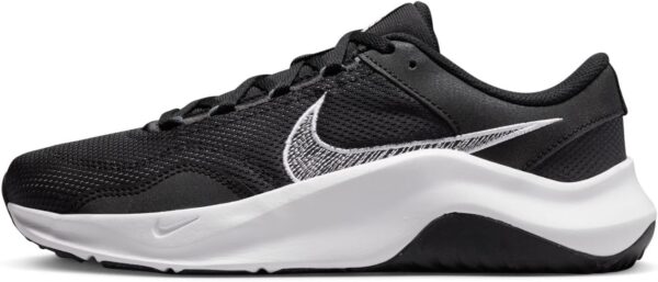 Nike Women's W Legend Essential 3 Nn Training Shoes