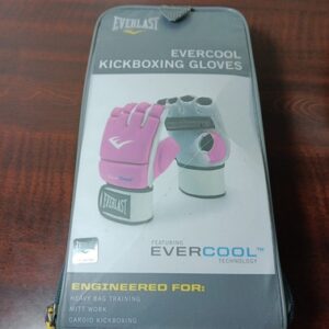 Everlast Womens Evercool Kickboxing Gloves MMA Full Wristwrap Gloves Pink